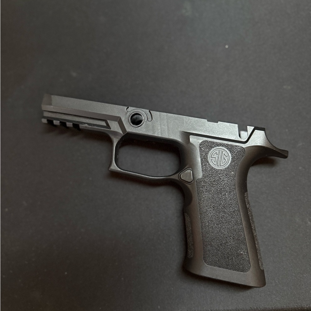 SIG Sauer P320 XFULL grip module